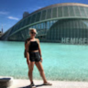 Meet your Posher, Nikki